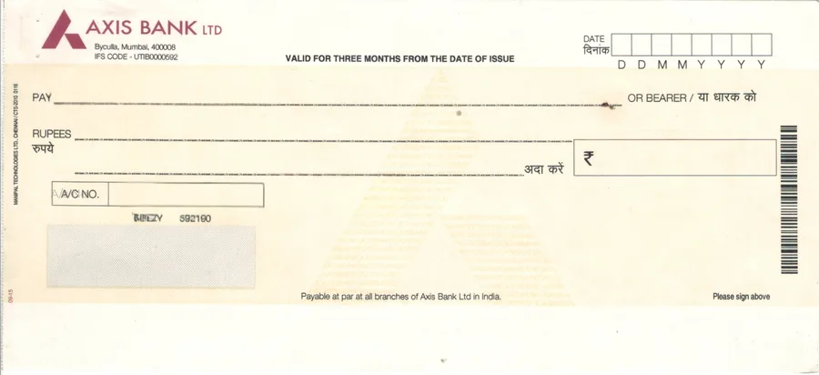 Axis Bank cheque leaf template in ChequePrint, showing date, payee, and amount fields aligned